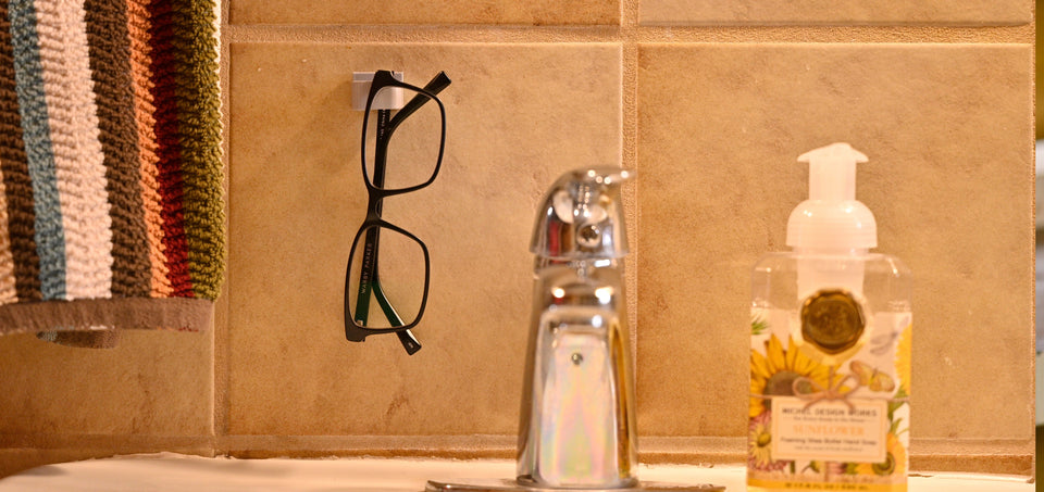  glasses keep in bathroom by sink carousel  